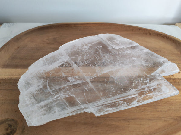 Plaque de cristal de roche naturel - vue de dessus en éventail