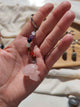 Porte-clé Crâne Pierre Naturelle 7 Chakras – Labradorite, Quartz Rose, Agate