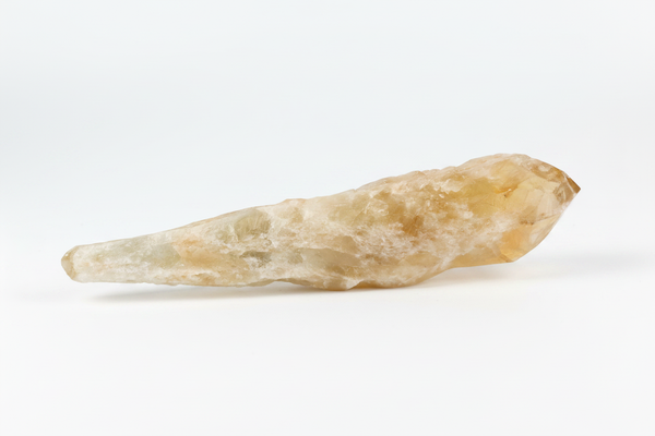 Sceptre en citrine naturelle - fond blanc